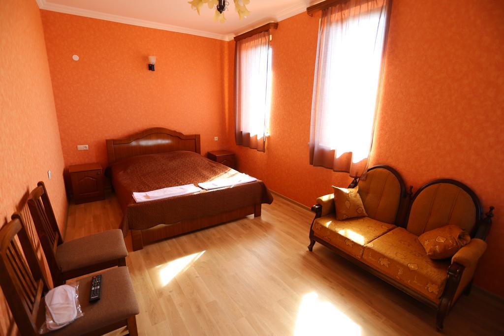 Hotel Sweet Home Telavi Room photo