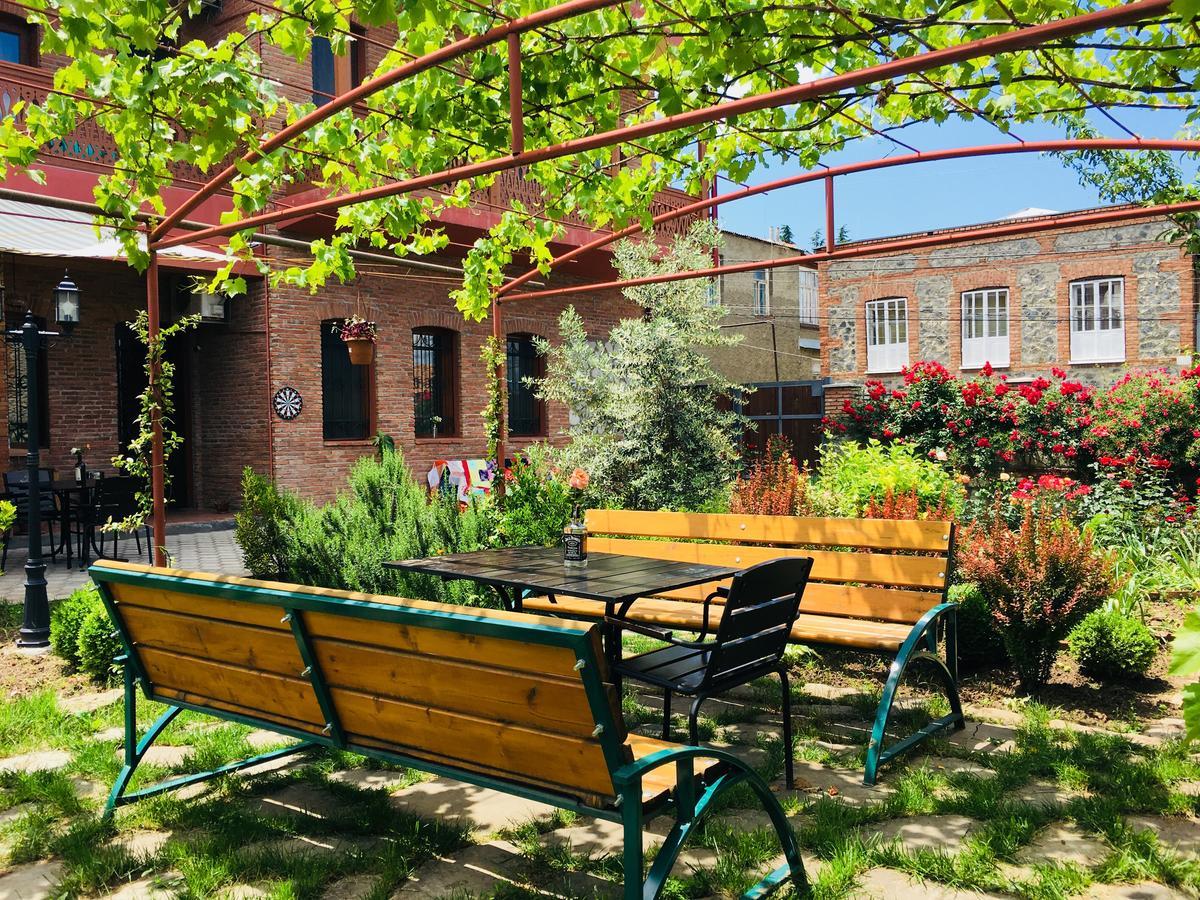 Hotel Sweet Home Telavi Exterior photo